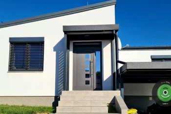 Prestrešenie vchodu do domu