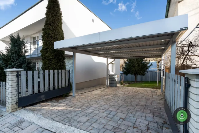 Prístrešok GARDEON s pätkami pod zamkovou dlažbou