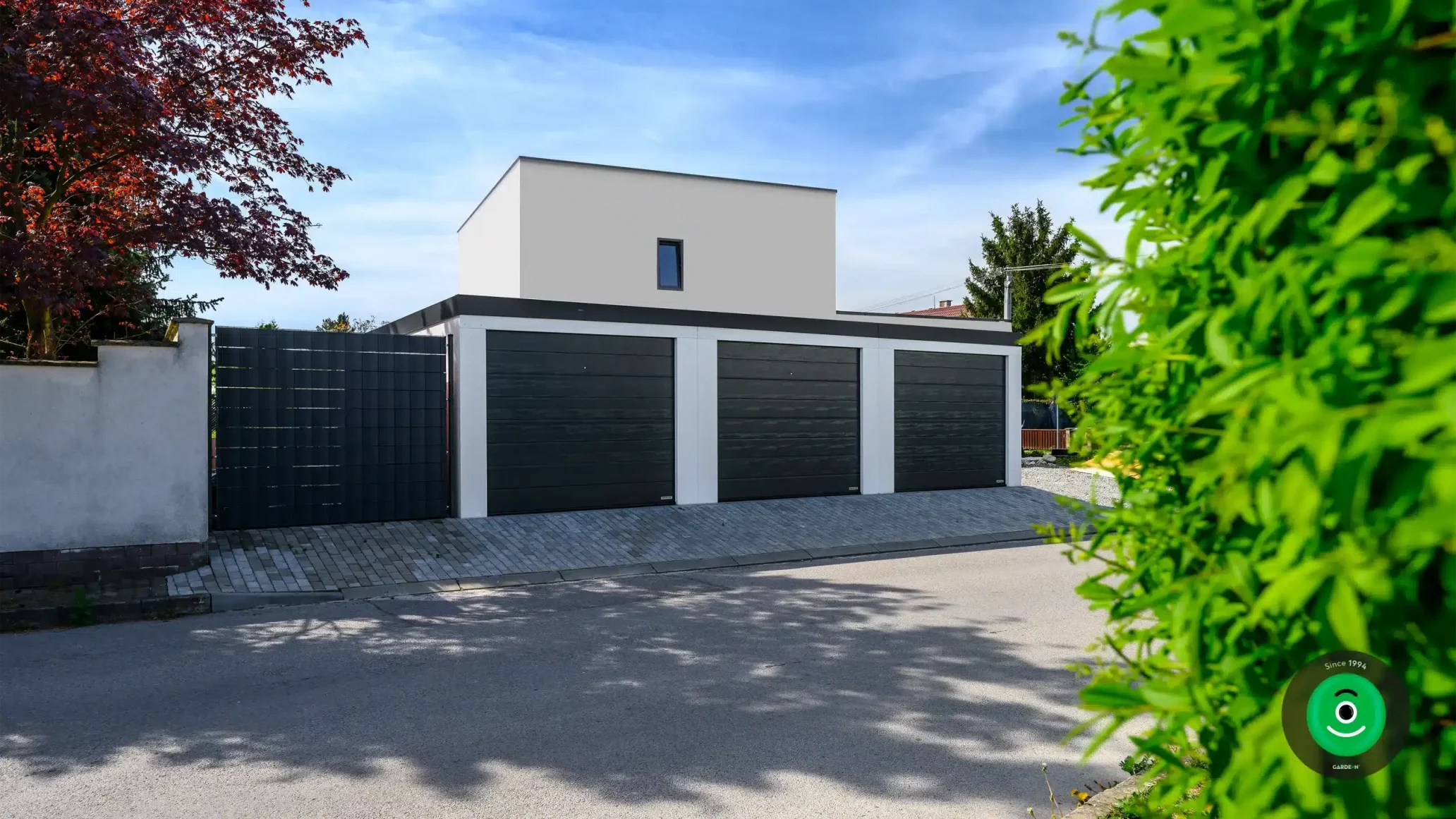 GARDEON garáž pre tri autá