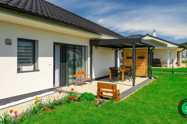 GARDEON pergola v oáze zelene záhrady