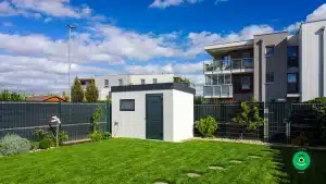 záhradný domček na odkladanie záhradného náradia