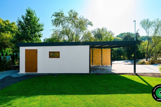 Garáž pre jedno auto s moderným prístreškom.